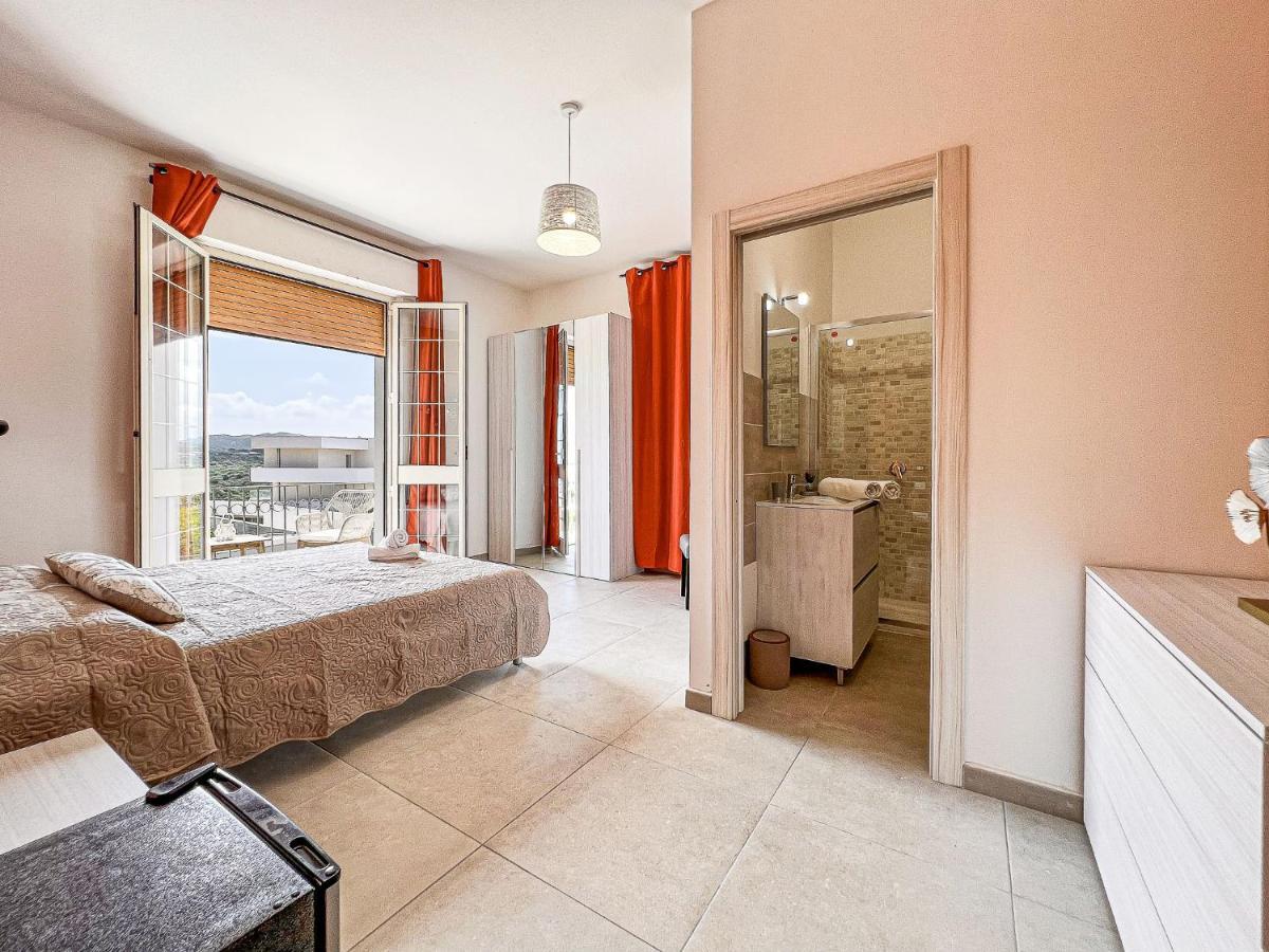 Hotel Sweet Sea View Santa Teresa Gallura Exterior foto